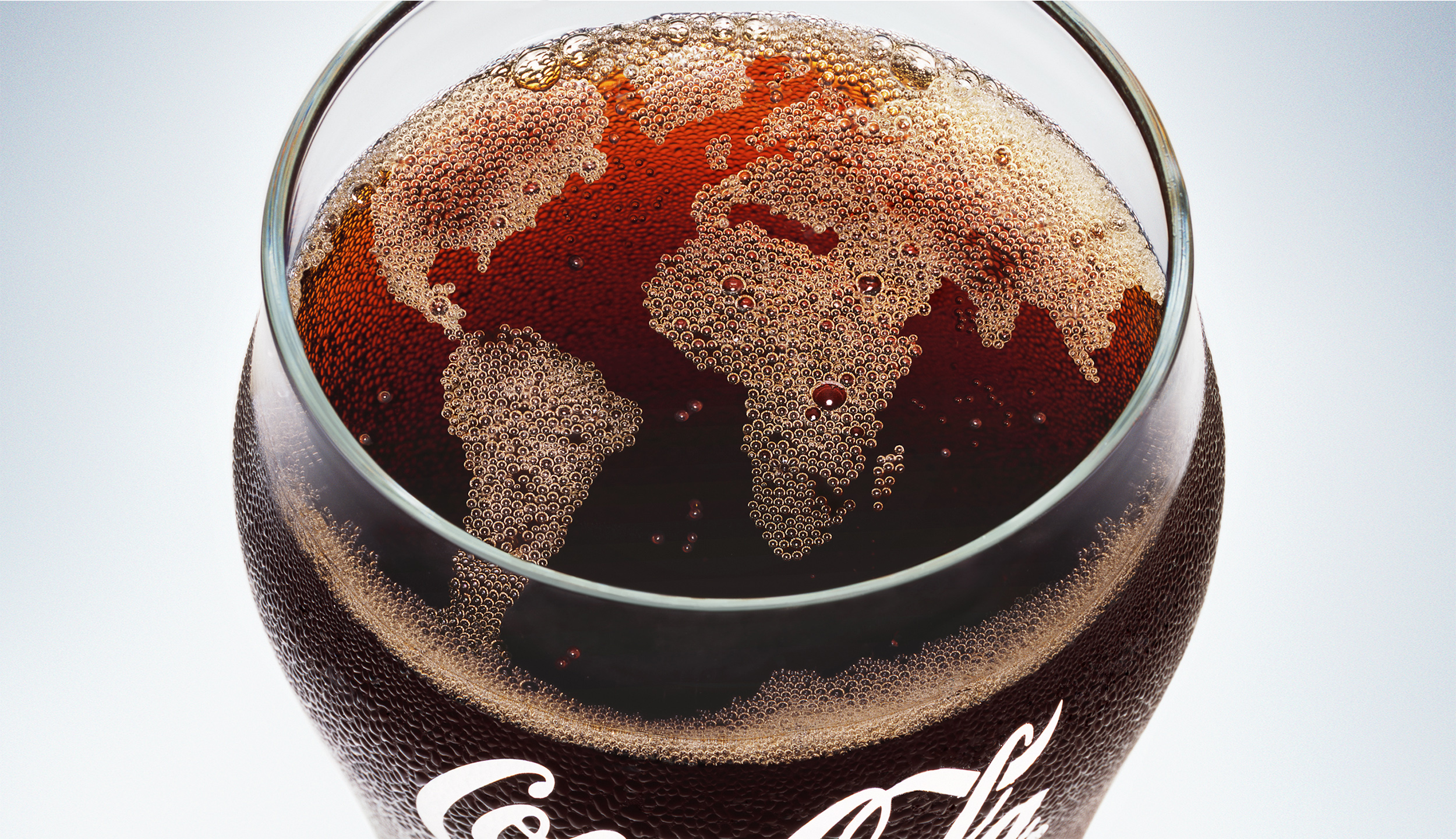 WorldofCokeLGWeb02